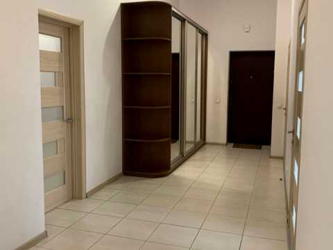 квартира по адресу Ревуцкого ул., 9