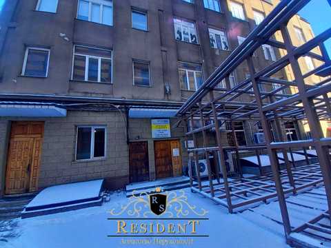 коммерческая по адресу Кельнський бульв. (Екатериненский), 2