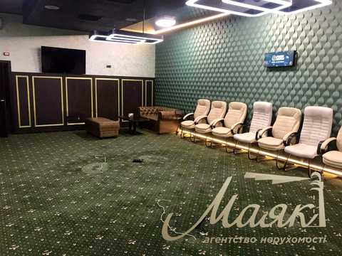 коммерческая по адресу Бессарабская пл., 2