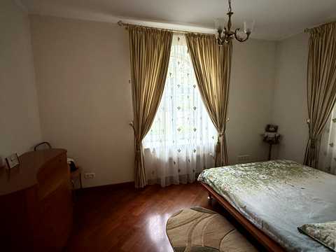 будинок за адресою Хутірська вул. (Жовтнева), 12