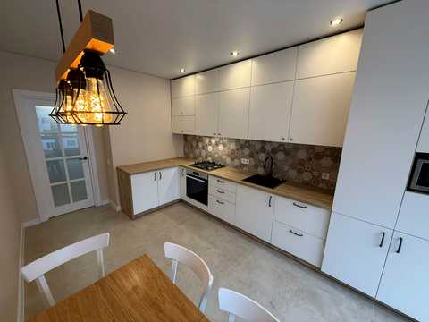 квартира за адресою Височана вул., 18 к1