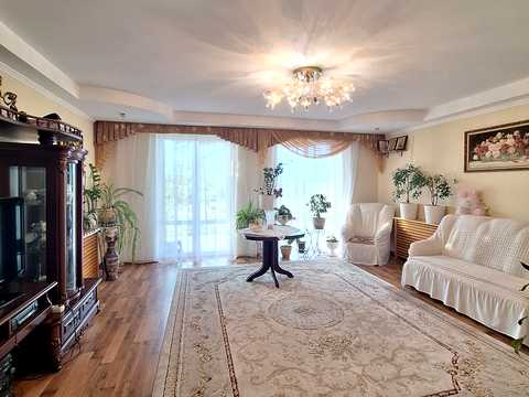 дом по адресу Центральна, 1