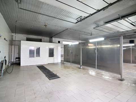 комерційна за адресою Сарни, Вишнева, 58А
