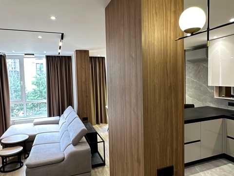квартира за адресою Салютна вул., 2к10