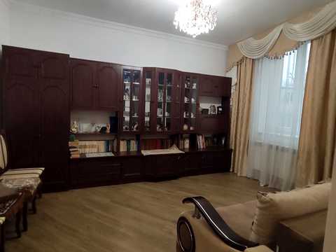 квартира за адресою Миколи Гоголя вул., 1