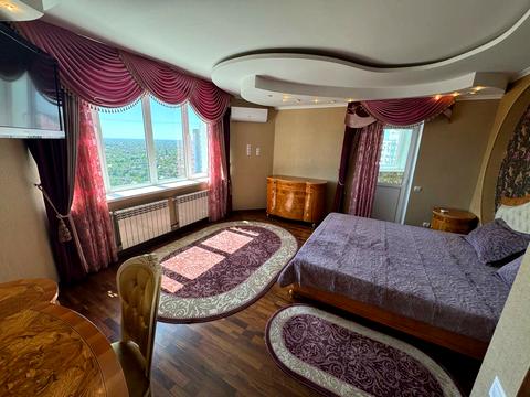 квартира за адресою Миколи Бажана просп., 14