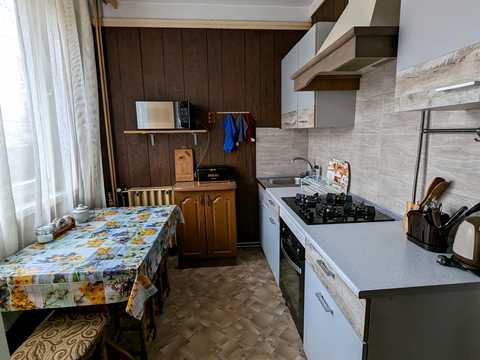 квартира за адресою Хіміків вул., 4