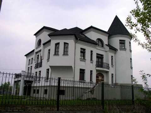 будинок за адресою героев космоса