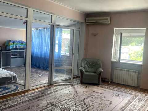 будинок за адресою Вартових Неба вул. (Бородинська)