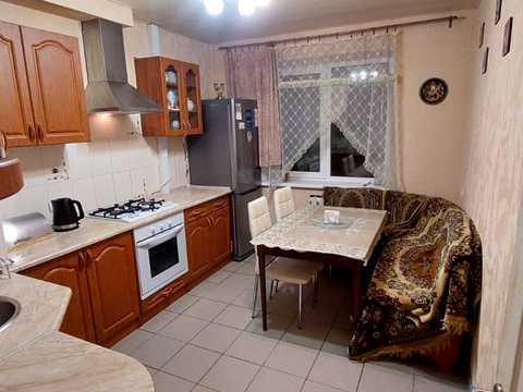 квартира за адресою Героїв просп., 35