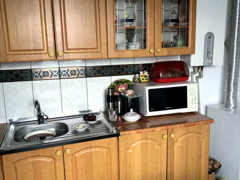 будинок за адресою Набережна Під Скелями вул.