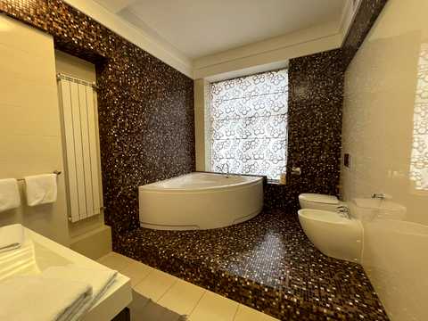 квартира за адресою Антоновича вул. (Горького), 9