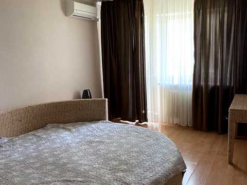 квартира по адресу Зои Гайдай ул., 7