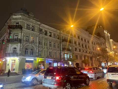 комерційна за адресою Богдана Хмельницького вул., 38