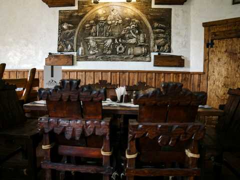 комерційна за адресою с. Яблуниця, Степана Бандери, 30