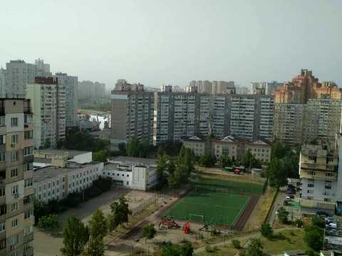 квартира за адресою Лариси Руденко вул., 10-В