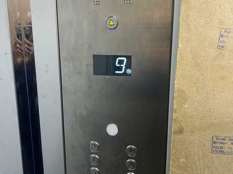 квартира за адресою Чернігів, Льотна вул. (Червоногвардійська), 37