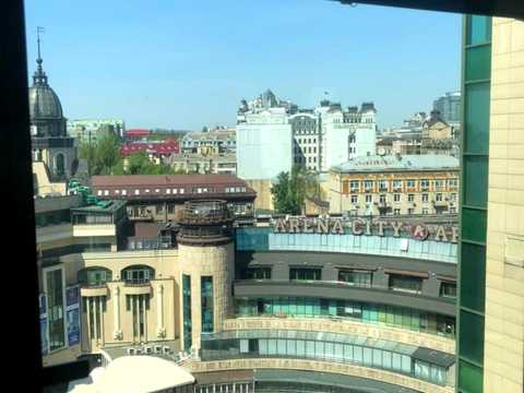 комерційна за адресою Басейна вул., 1/2