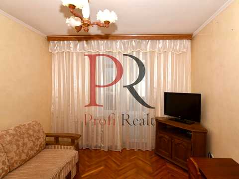 квартира за адресою Симиренка вул., 5