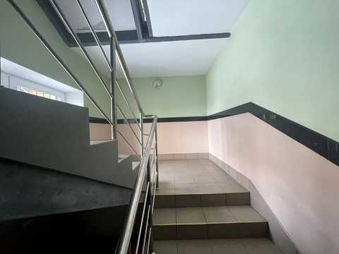 коммерческая по адресу Леся Курбаса ул., 7