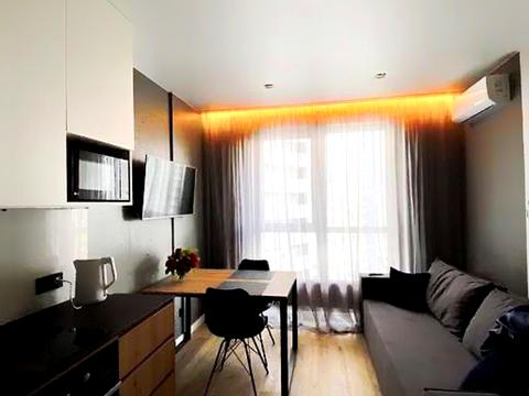 квартира за адресою Ревуцького вул., 40-В