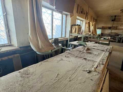 комерційна за адресою смт. Великі Бірки, Шкільна вул., 1
