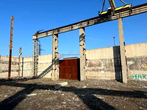 комерційна за адресою Варварівська вул., 2