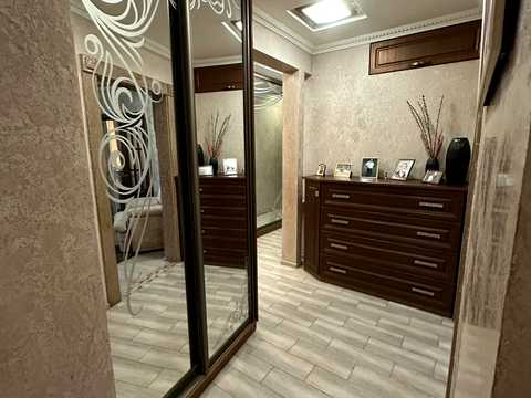 квартира за адресою Запоріжжя, Героїв Крут вул. (12 Квітня), 78