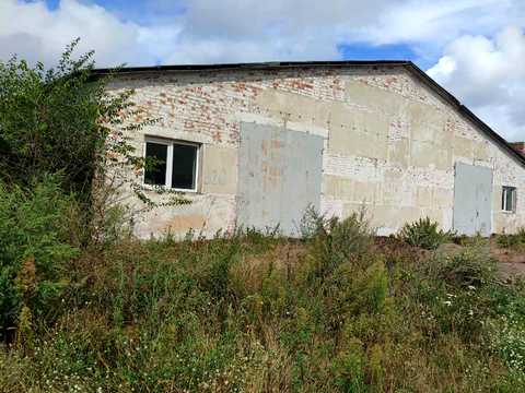 комерційна за адресою Центральна, 45