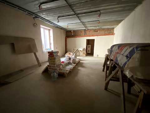 комерційна за адресою Машинобудівників вул., 31