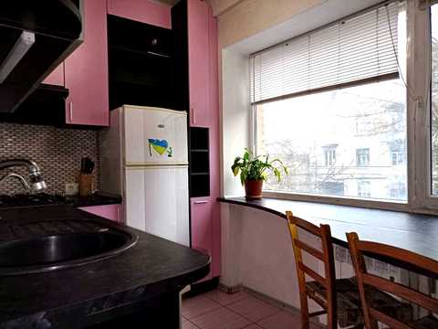 квартира за адресою Овруцька вул., 28