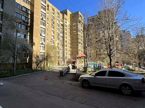 квартира за адресою Антоновича вул. (Горького), 88
