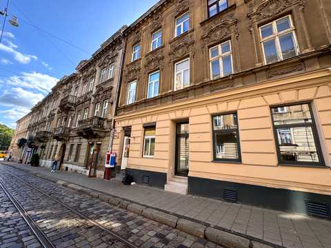 коммерческая по адресу Ивана Нечуя-Левицкого ул., 5