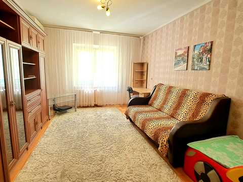 квартира за адресою Милославська вул., 41/15