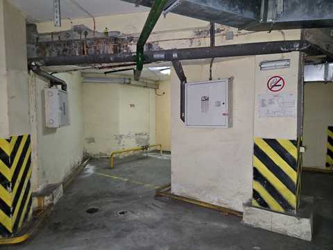 паркоместо по адресу Срибнокильская ул., 1