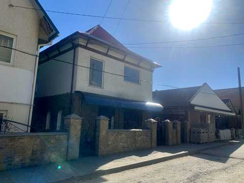 комерційна за адресою Дунаївці, Робоча, 63