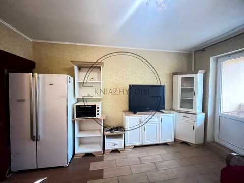 квартира за адресою Драгоманова вул., 42