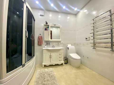 квартира за адресою Михайла Болтенка вул. (Адмірала Лазарєва), 40