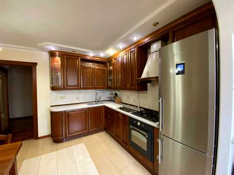 квартира за адресою Шкільна вул., 27 Б