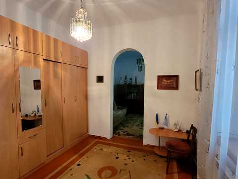 будинок за адресою Небесної Сотні вул. (Московська)
