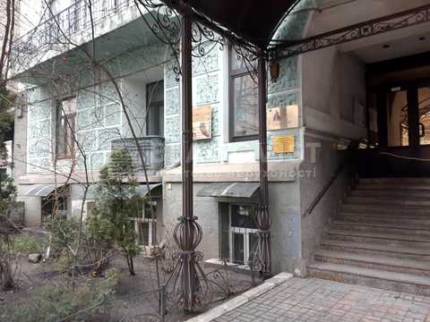 коммерческая по адресу Шота Руставели ул., 27а