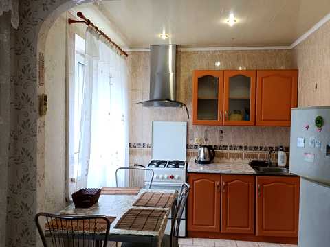 квартира за адресою Миру пров., 2