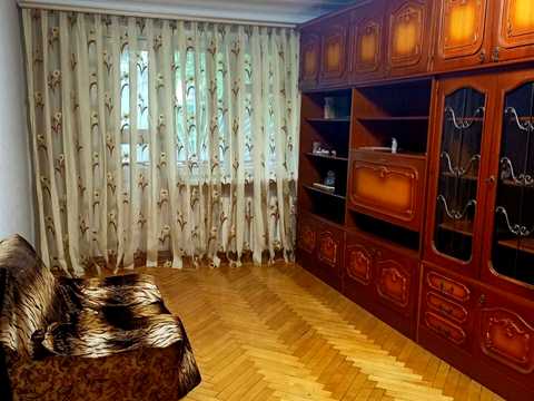 квартира за адресою Євгена Танцюри вул. (Генерала Петрова), 36