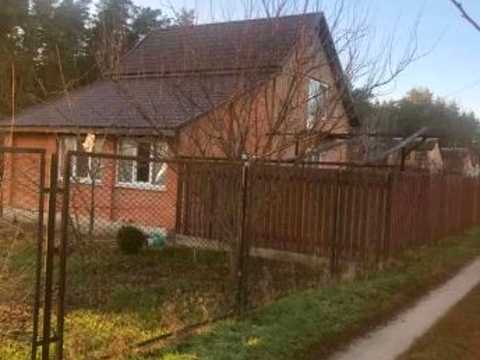 будинок за адресою Центральна, 1