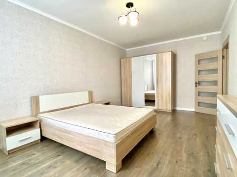 квартира за адресою Любомира Гузара просп. (Космонавта Комарова), 46-Б