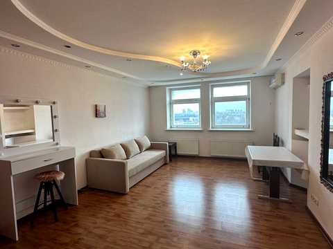 квартира за адресою Михайла Котельникова вул., 1