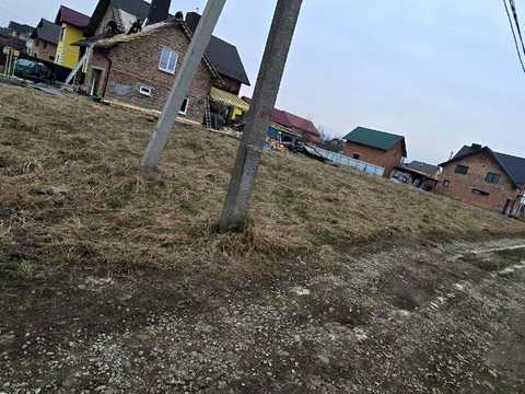 участок по адресу лесі Українки