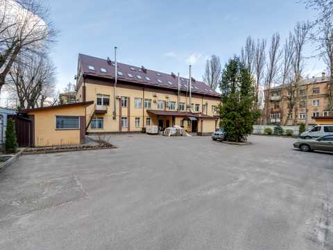 комерційна за адресою Київ, Коломийський пров., 20