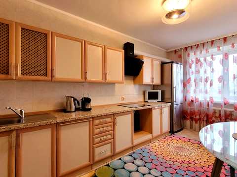 квартира по адресу Анны Ахматовой ул., 3