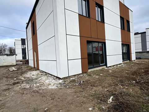 дом по адресу Кулика і Гудачека ул. (Макарова)